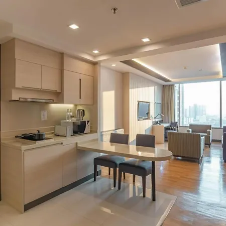 Jasmine Resort Hotel Bangkok Bts Phrakhanong