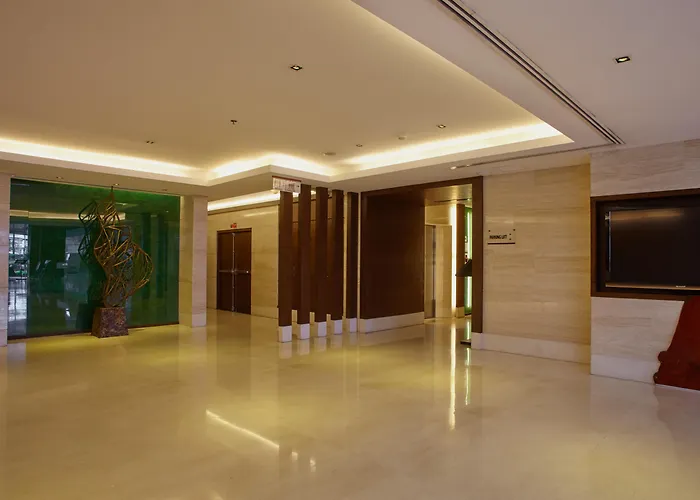 Hotel Jasmine Bts Phrakhanong 5*